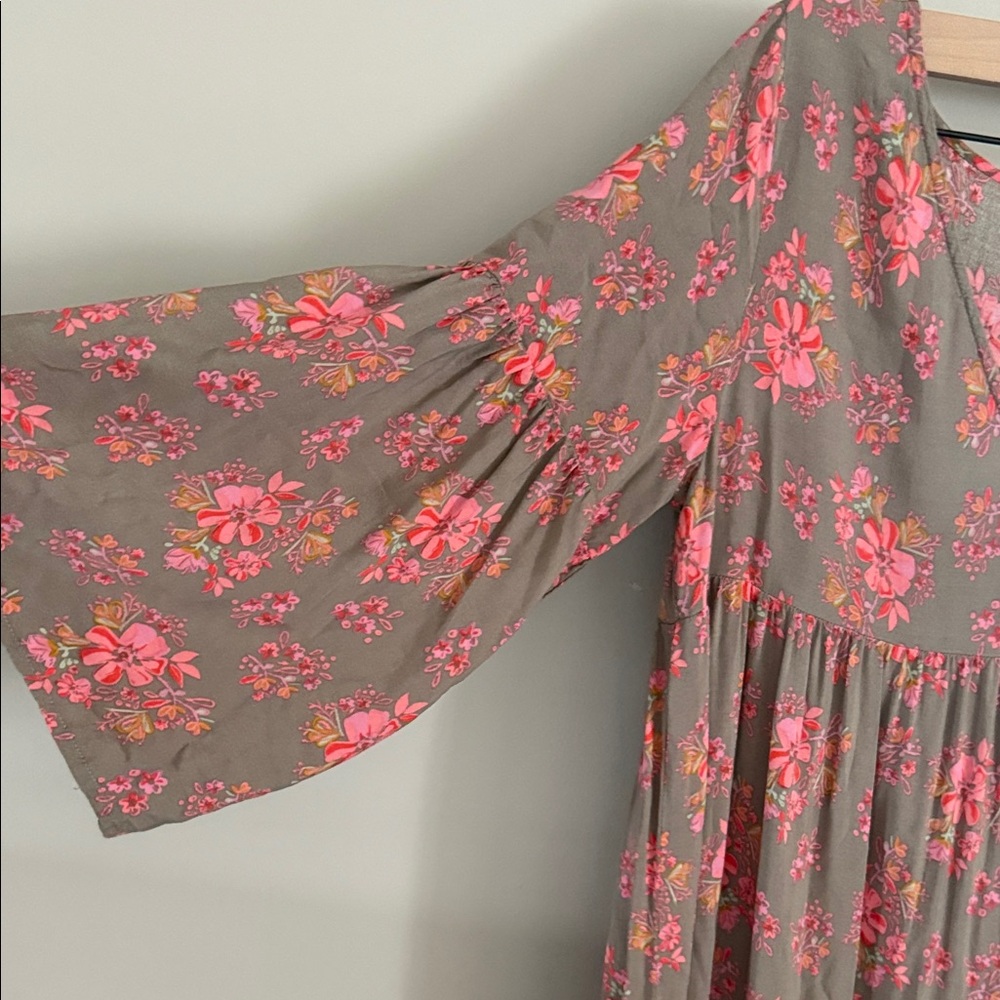 NATURAL LIFE Long Sleeve Dress in Gray with Pink Floral - Picture 3 of 5